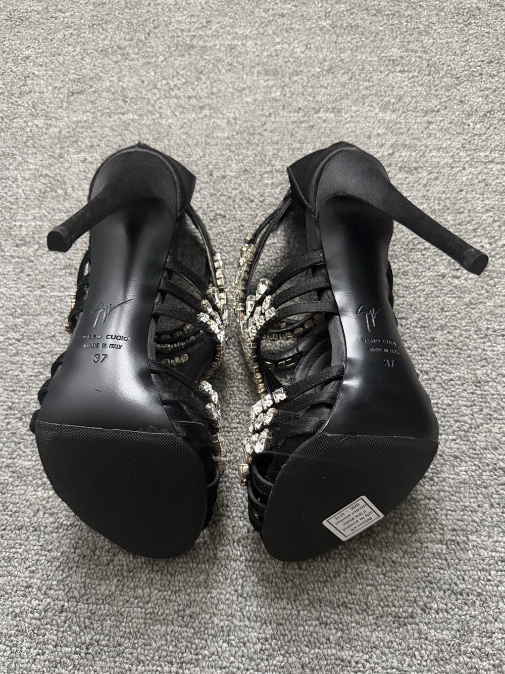 Giuseppe Zanotti Black Crystal Embellished Strappy Sandals - Picture 4 of 8